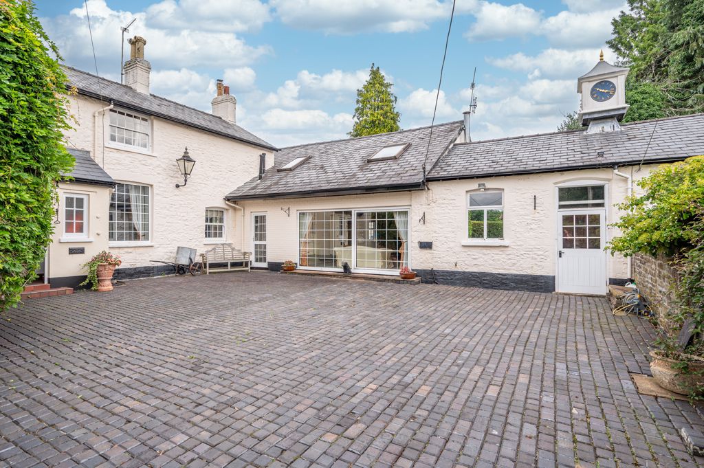 Courtyard- click for photo gallery